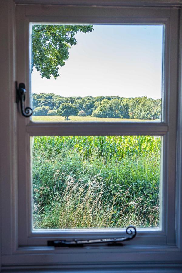 The Hideaway Hut - 1 Bed Shepherds Hut - Hereford Eksteriør billede
