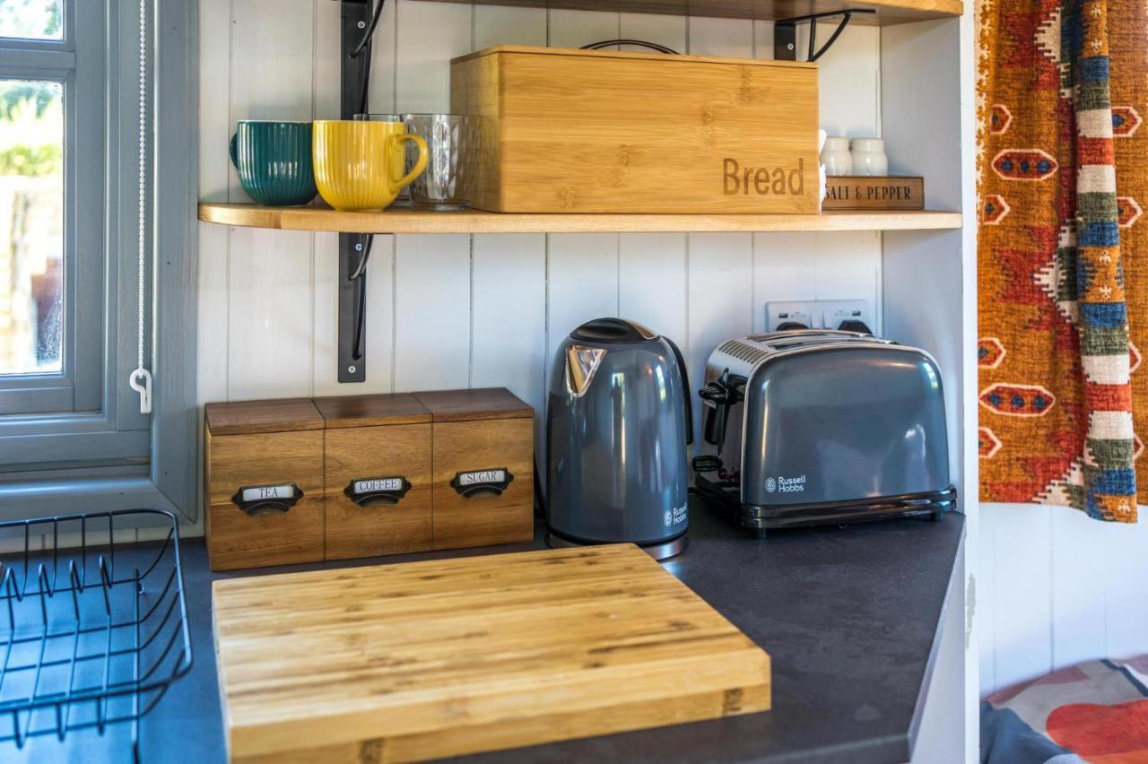 The Hideaway Hut - 1 Bed Shepherds Hut - Hereford Eksteriør billede