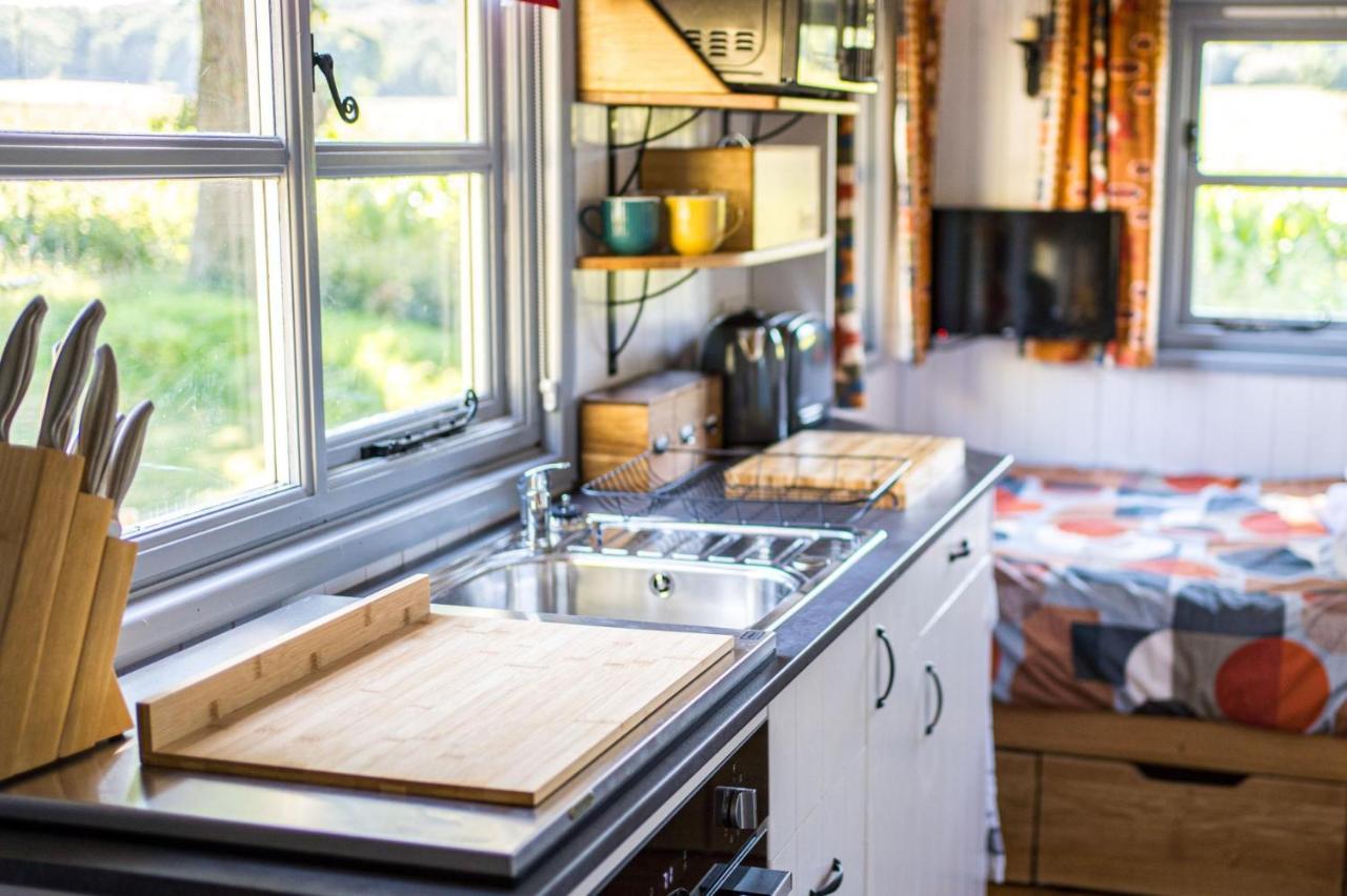 The Hideaway Hut - 1 Bed Shepherds Hut - Hereford Eksteriør billede